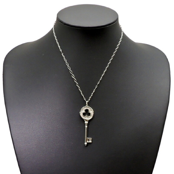 TIFFANY 750WG Clover Key Diamond Ladies Necklace 750 White Gold - Picture 7 of 8
